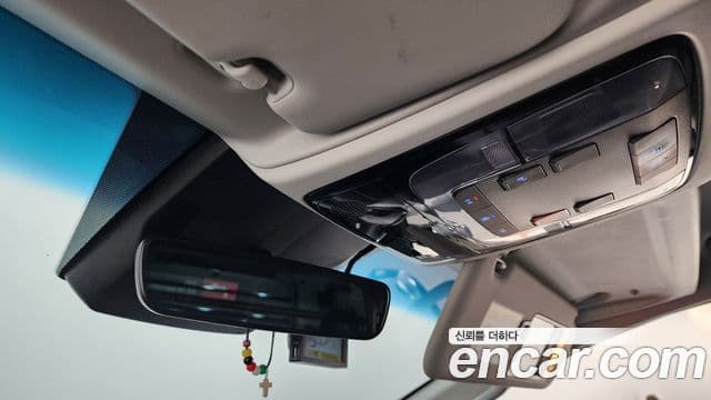 Hyundai Staria Modern, 2025 17