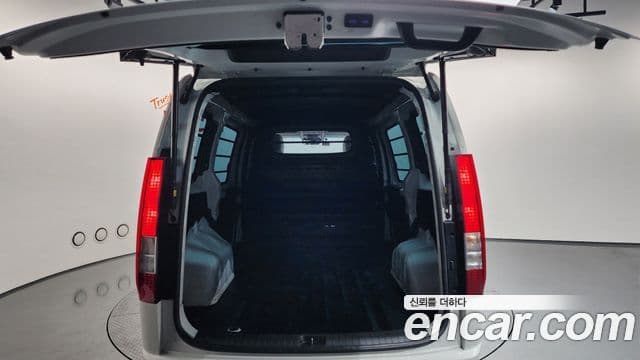 Hyundai Staria Modern, 2025 20