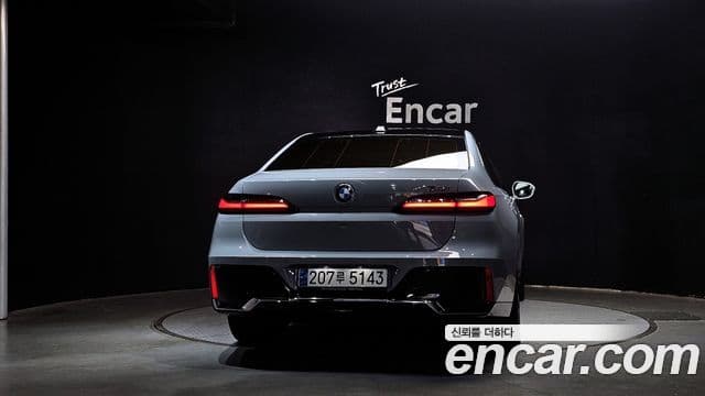 BMW 7시리즈 (G70) 740i sDrive M Sport, 2023 4