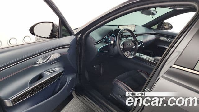 Genesis GV70, 2021 10