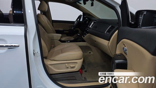 Kia All New Carnival Noblesse, 2018 11