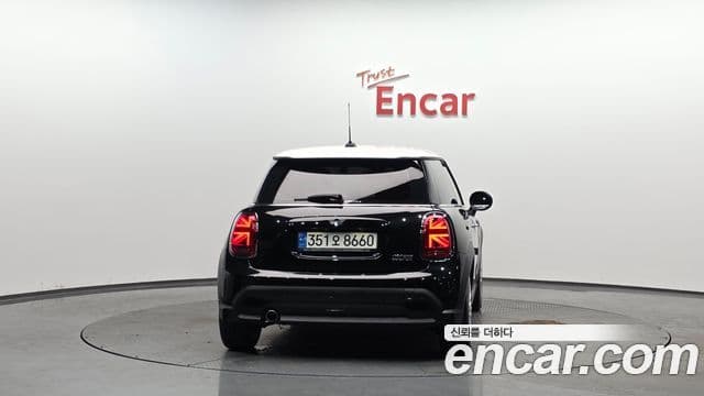 Mini Cooper 3세대, 2023 4