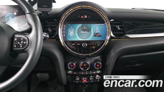 Mini Cooper 3세대, 2023 14