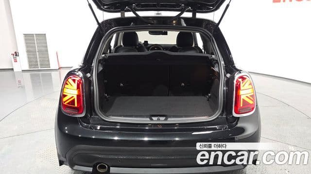 Mini Cooper 3세대, 2023 20