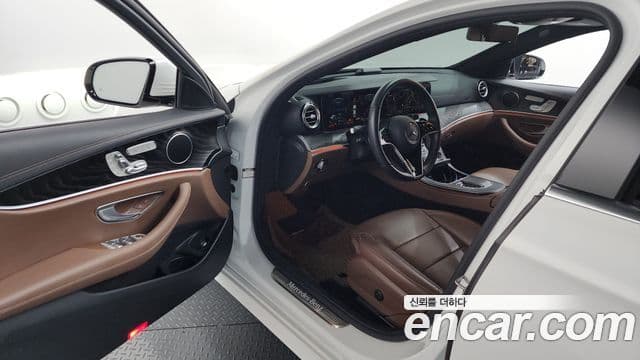 Mercedes-Benz E-класс W213 AMG Line, 2023 10