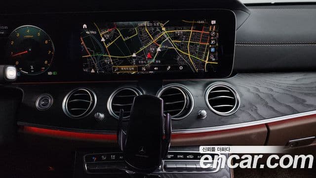 Mercedes-Benz E-класс W213 AMG Line, 2023 14