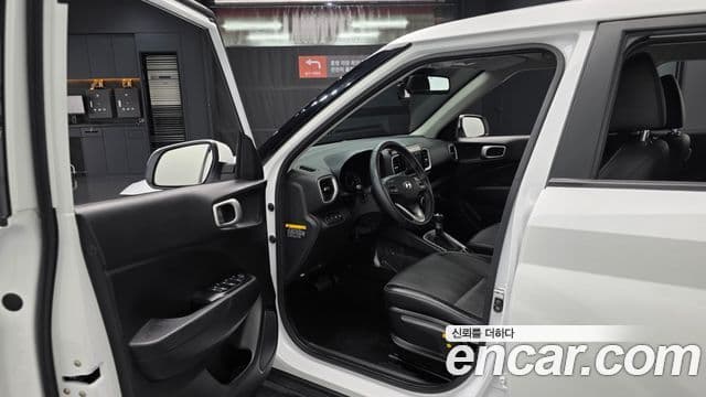 Hyundai Venue Modern, 2020 11