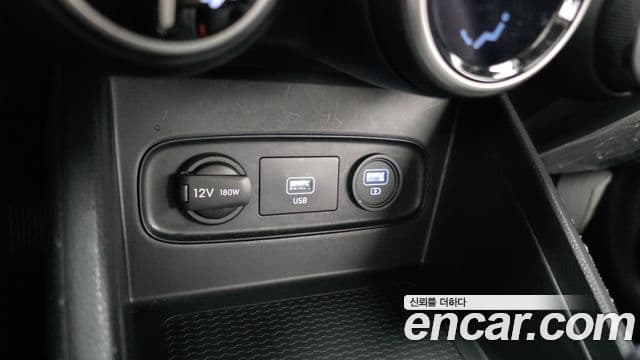 Hyundai Venue Modern, 2020 17