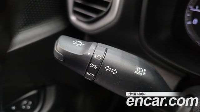 Hyundai Venue Modern, 2020 18