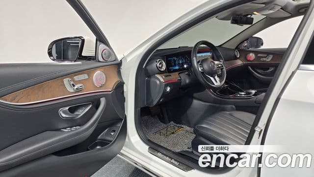 Mercedes-Benz E-класс W213 Exclusive, 2019 10