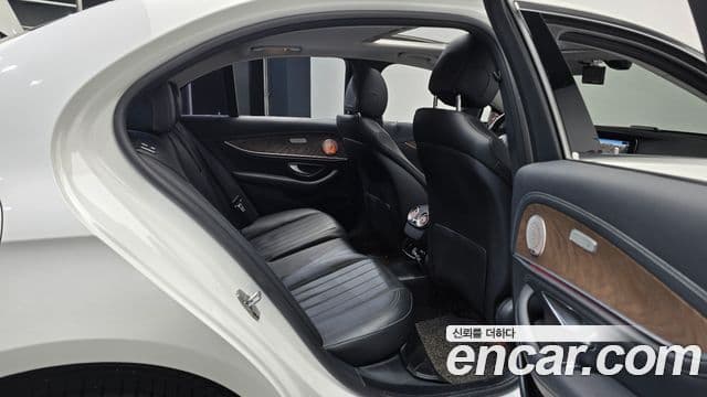 Mercedes-Benz E-класс W213 Exclusive, 2019 12