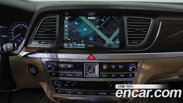 Genesis G80 Premium Luxury, 2018 15