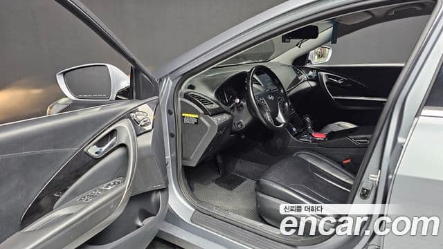 Hyundai Grandeur HG HG240 Modern Collection, 2016 10