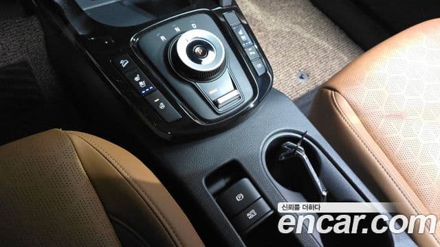 Kia The / новый New Seltos Signature, 2024 9