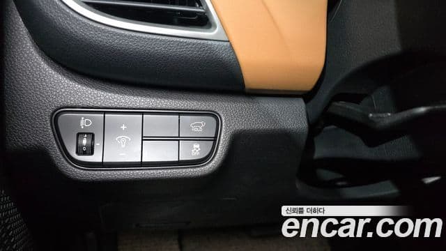 Kia The / новый New Seltos Signature, 2024 17