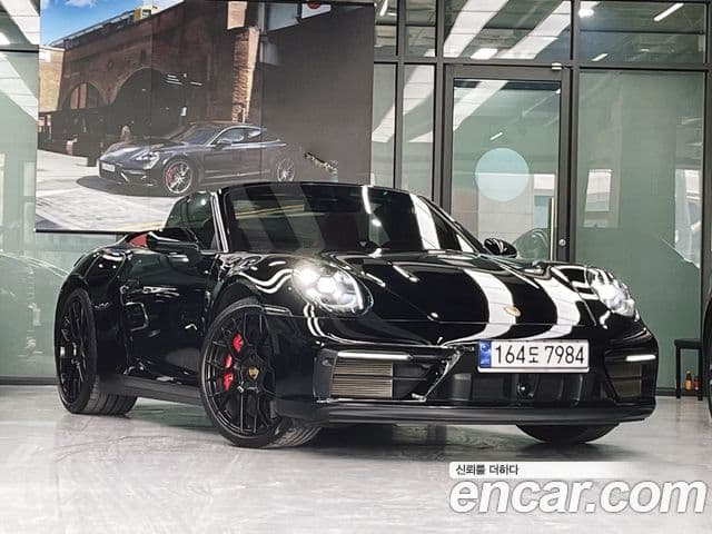 Porsche 911 (992) Carrera 4 GTS кабриолет, 2023 2
