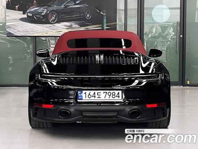 Porsche 911 (992) Carrera 4 GTS кабриолет, 2023 4