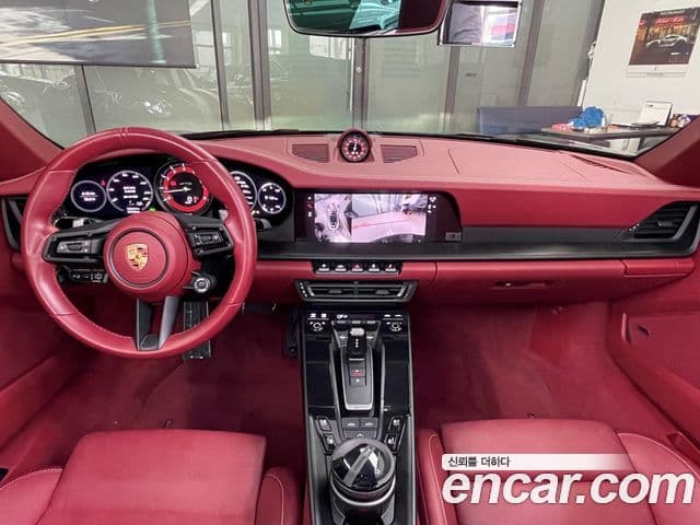 Porsche 911 (992) Carrera 4 GTS кабриолет, 2023 7