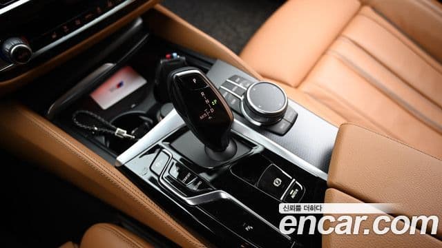 BMW 5시리즈 (G30) 520i M Sport, 2022 9