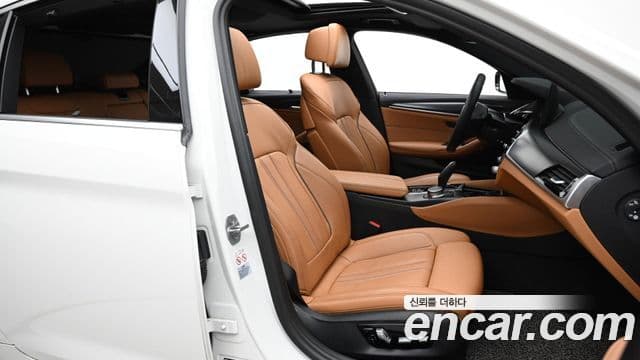 BMW 5시리즈 (G30) 520i M Sport, 2022 10