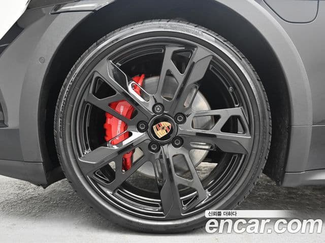 Porsche 타이칸 4S Cross Turismo, 2025 все фото