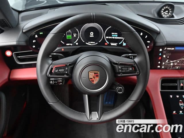 Porsche 타이칸 4S Cross Turismo, 2025 13