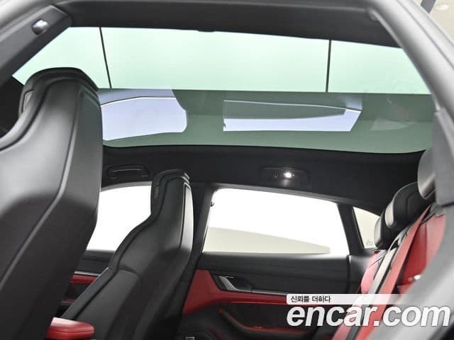 Porsche 타이칸 4S Cross Turismo, 2025 19