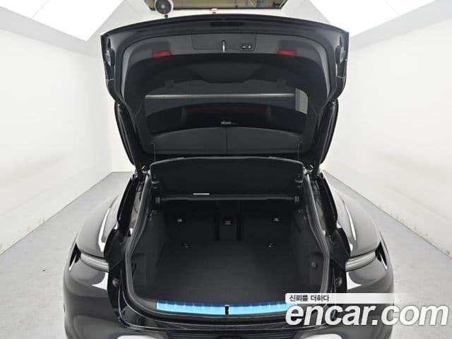 Porsche 타이칸 4S Cross Turismo, 2025 20