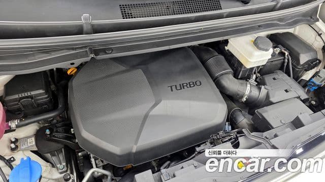 Hyundai Staria Modern, 2023 6