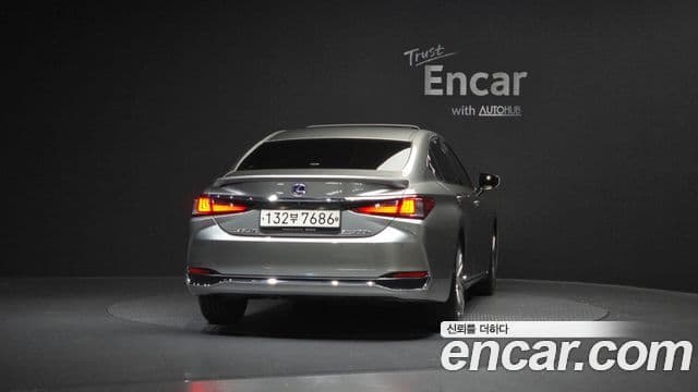 Lexus ES300h 7세대 Executive, 2022 4