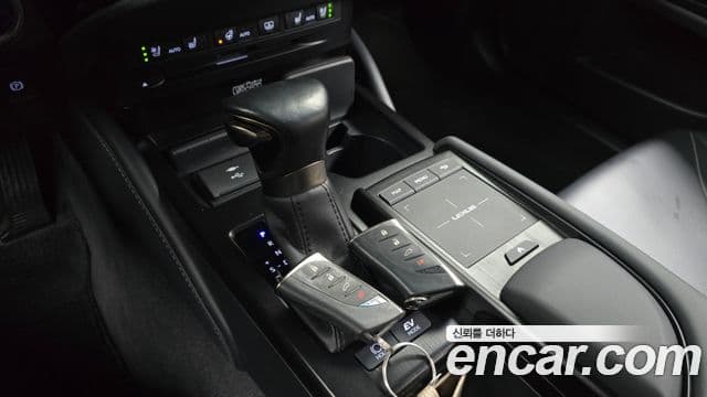 Lexus ES300h 7세대 Executive, 2022 9