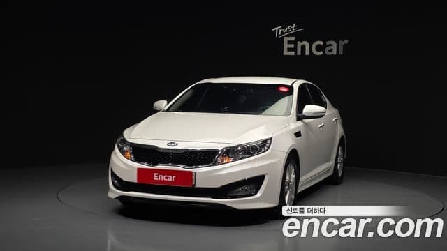 Kia K5 2.0 Deluxe, 2011 3