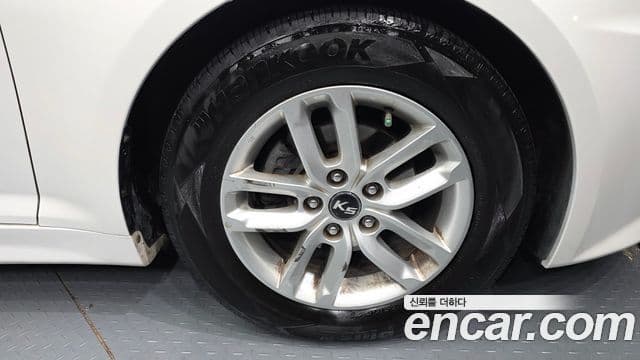 Kia K5 2.0 Deluxe, 2011 все фото