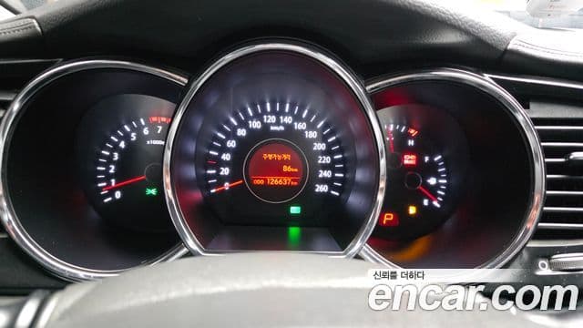 Kia K5 2.0 Deluxe, 2011 8