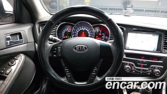 Kia K5 2.0 Deluxe, 2011 13