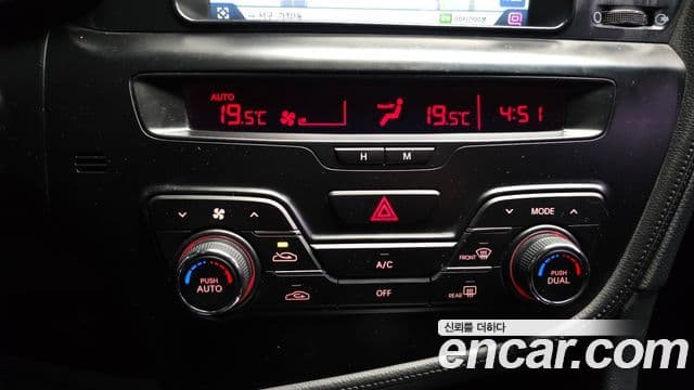 Kia K5 2.0 Deluxe, 2011 16