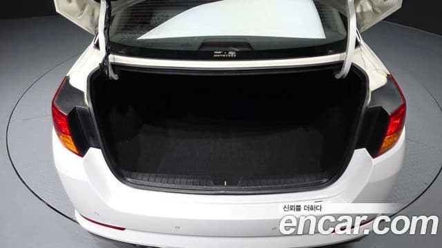 Kia K5 2.0 Deluxe, 2011 20