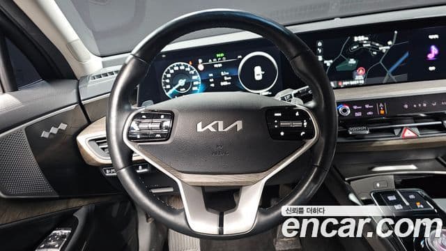 Kia K8 Trendy(арендный автомобиль), 2023 13