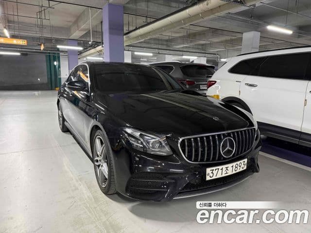 Mercedes-Benz E-класс W213 AMG Line, 2020 1