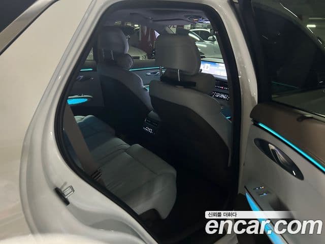 Genesis GV70, 2025 все фото