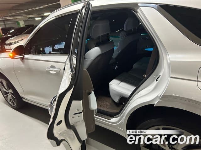 Genesis GV70, 2025 8