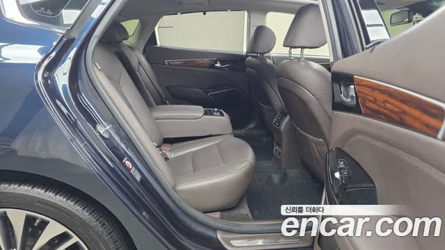 Kia All New K7 2.4 GDI Limited, 2017 12