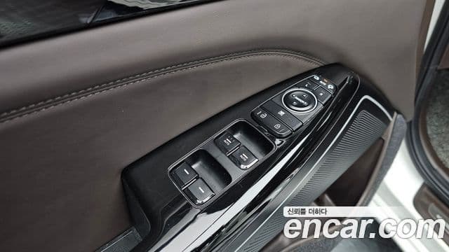 Kia All New K7 гибрид Prestige, 2017 12