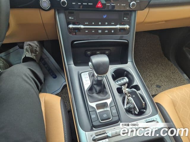 Kia Carnival 4세대 Prestige, 2022 11