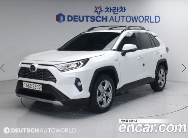 Toyota RAV4 5세대, 2021 1