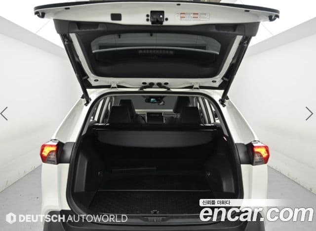 Toyota RAV4 5세대, 2021 20