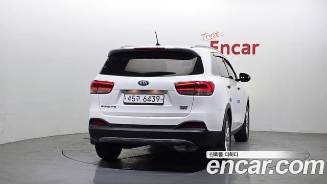 Kia All New Sorento Prestige, 2015 4