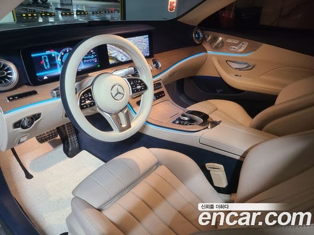 Mercedes-Benz E-класс W213 E220d кабриолет, 2020 8