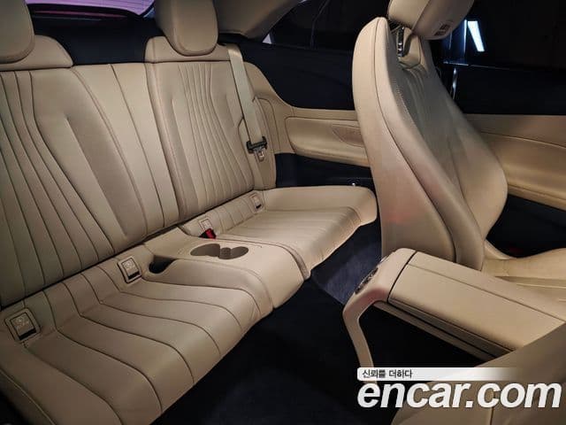 Mercedes-Benz E-класс W213 E220d кабриолет, 2020 11