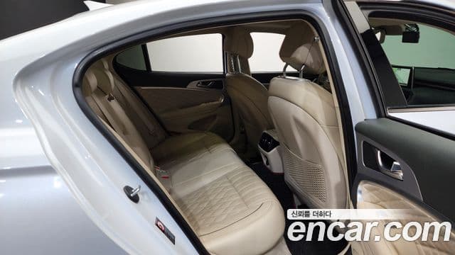 Genesis G70 Sport пакет, 2019 12